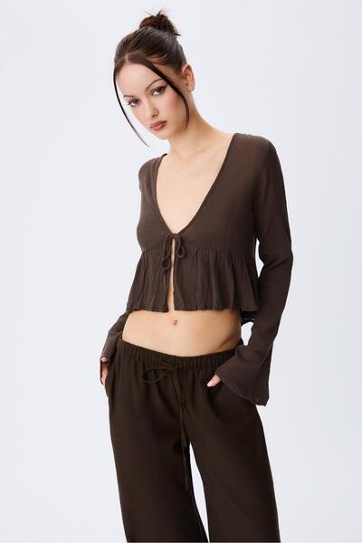 Stradivarius Ruffled shirt with tie detail