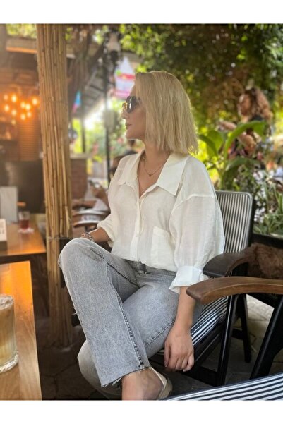 VELORA Beyaz Cepli Kadın Uzun Kollu rahat Gömlek