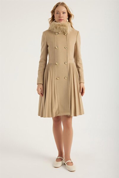 HomeStore Dik Yaka Kürklü 8 Düğme Pliseli Kaban