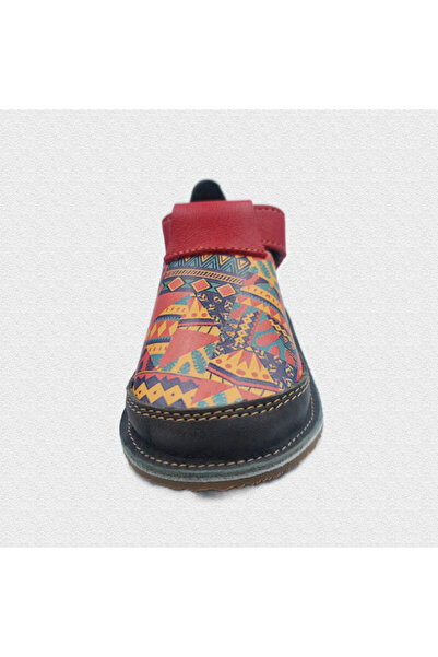 Cuddle Shoes Vivid Tribal Black