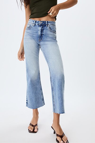 Stradivarius D78 Cropped flared jeans