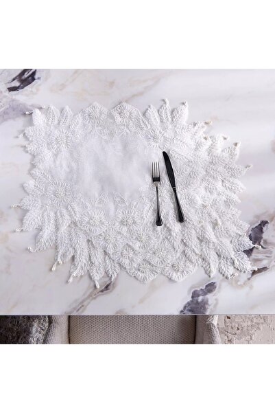 Generic Walima Lace 4-Piece Placemat Set