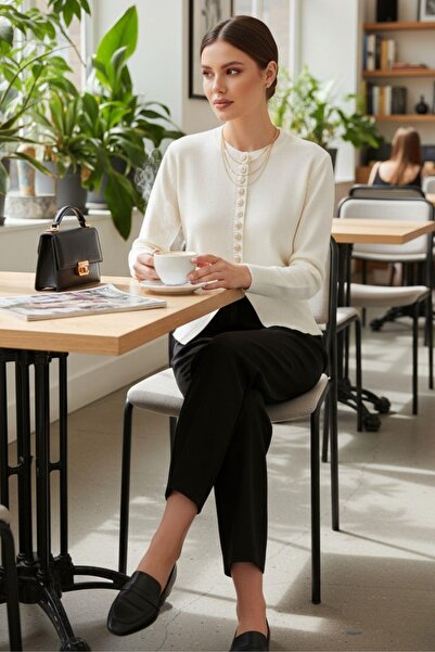 Mossta Buttoned Asymmetrical Cut Knitwear Cardigan - Cream