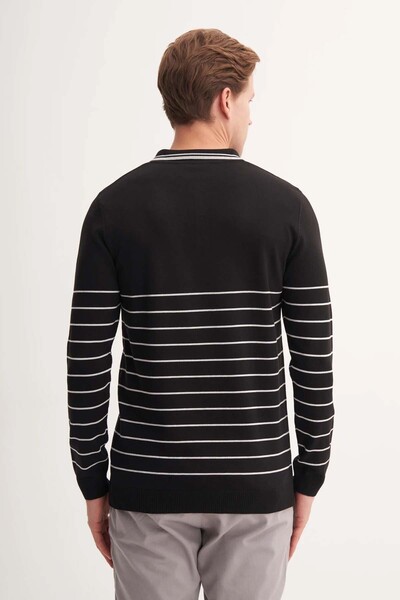 Cazador Black - White Men's Sweater 33020