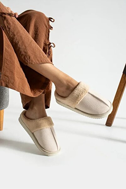 Jackers Stylish Winter Slippers with Fur Inside, Suede Upper and Feather Detail at the Throat