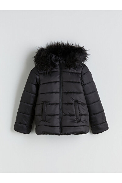 LC Waikiki Jachetă puf pentru fete Özmarka, sezon nou cu glugă