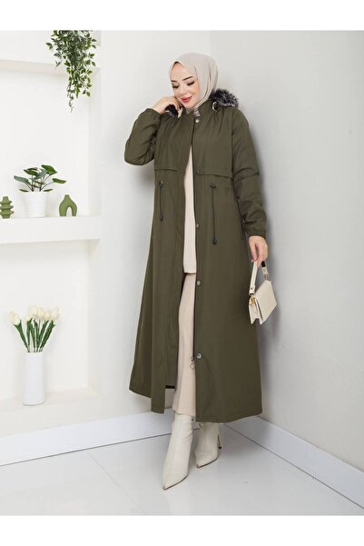 Pamuk Butik Women's Full-Length Coat with Zipper Closure and Fur Lining