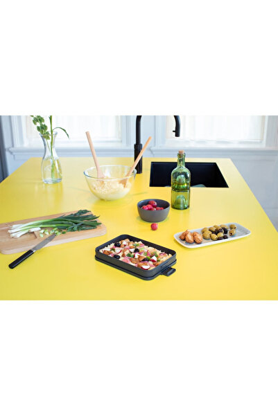 Brabantia Make&Take 1006284 Food Box, 1.1 l, Up to 2 sandwiches, BPA-free, Flat, Dark gray