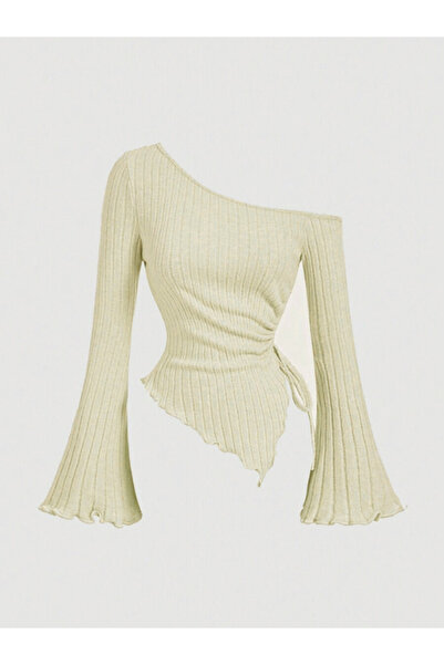 MOONBULL KADIN KAYIK YAKA İSPANYOL KOL YAN BÜZGÜ DETAYLI ESNEK KUMAŞ BLUZ