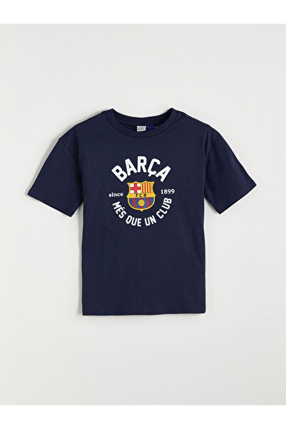 LC Waikiki تي شيرت للأولاد من Özmarka New Season برقبة دائرية مطبوع عليه برشلونة