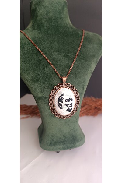 NAS fashion Kanaviçe Etamin ATATÜRK İşlemeli Uzun Zincir Kolye Öğretmenler Günü Hediyesi