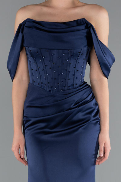 Abiyefon Lacivert Kayık Yaka Taşlı Balen Korse Detay Uzun Saten Abiye ABU5017