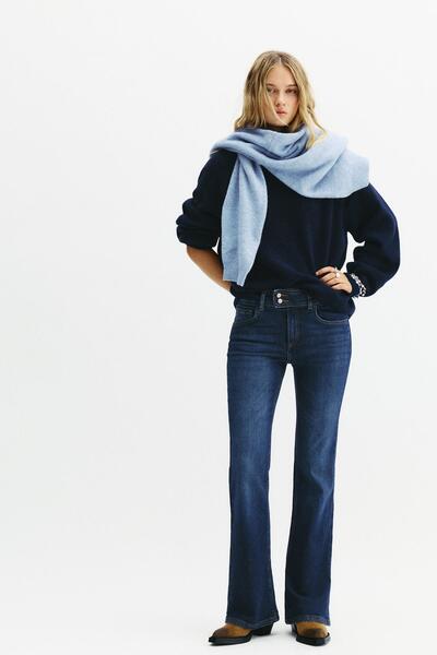 Pull & Bear Düşük bel bootcut jean