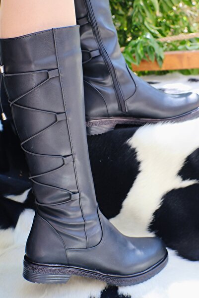 Blacktavern أحذية طويلة حتى الركبة مع أربطة مطاطية خلفية