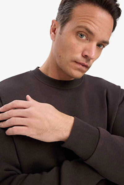 DeFacto Relax Fit Crew Neck Thick Inside Soft Fleece Dark Brown Men's Sweatshirt T5139Az/Bn339