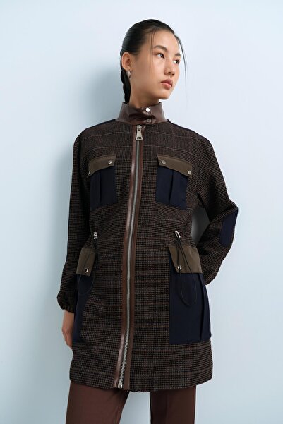 Nihan Cep Detaylı Dik Yaka Ceket Lacivert