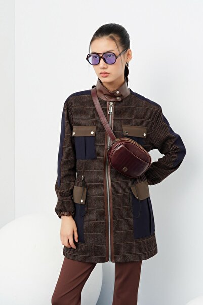 Nihan Cep Detaylı Dik Yaka Ceket Lacivert