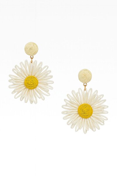 Kumsal Allure Handmade Daisy Earrings – Elegant Summer Accessory, Lightweight and Natural Design