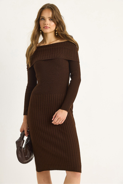 Bianco Lucci Women's Ribbed Madonna Collar Knitwear Dress 20247574