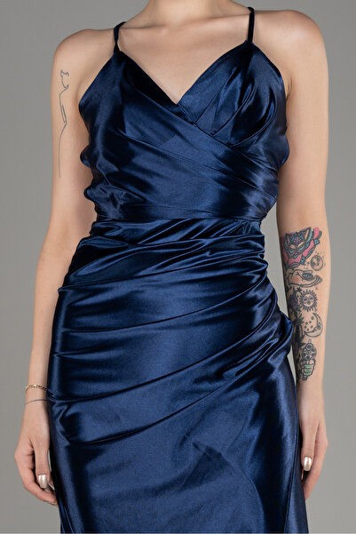 Abiyefon Lacivert Sırt Dekolteli Saten Kısa Davet Elbisesi ABK2078