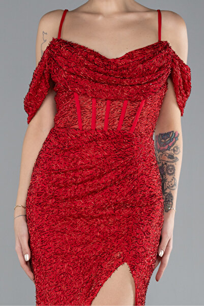 Abiyefon Kırmızı Bacak Ve Omuz Dekolteli Uzun Boncuklu Abiye ABU4394