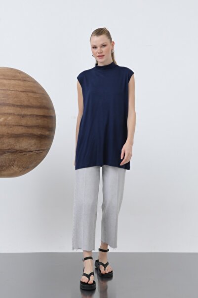 Puane Women's 40006 Sleeveless Crew Neck Tunic Length Underwear