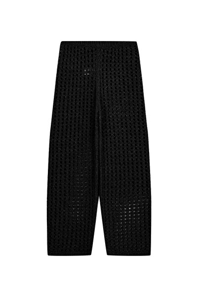 Beauty Omelette Siyah Delik Ajurlu Crop Pantolon