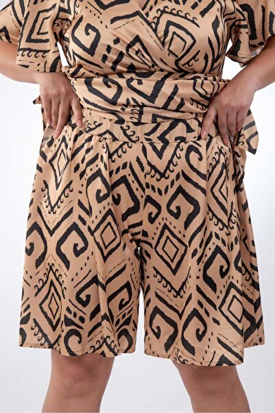 Roxxlen plus size shorts