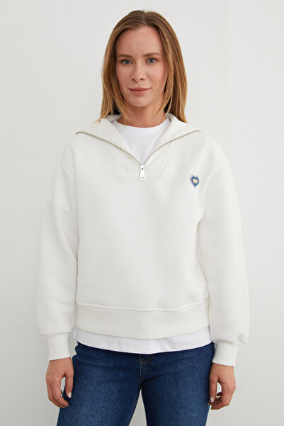 Fulla Moda 3 İplik Kalp Nakışlı Yarım Fermuarlı Sweatshirt