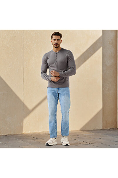 FAV Regular Fit Textured T-shirt