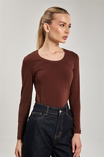 BARRELS AND OIL بودي نسائي بأكمام طويلة وياقة على شكل حرف U - بني داكن