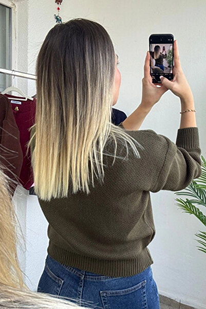 Kubos Moda Heart Button Detailed Crew Neck Khaki Cardigan