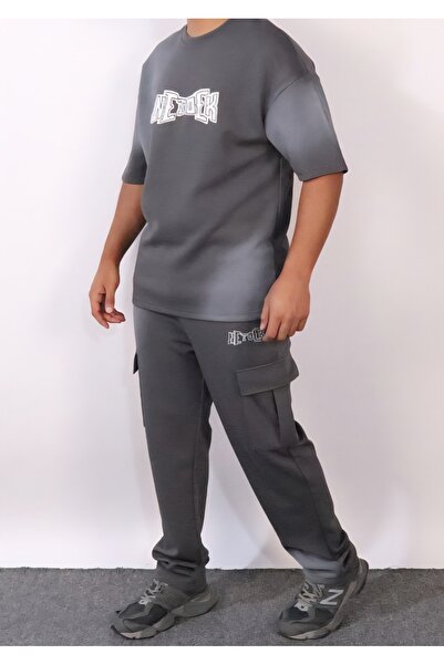 Red Planet Men’s Two-Tone Set with Washed Pants