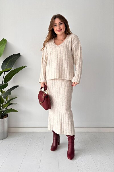 MaziButik V Sweater Skirt Set Stone