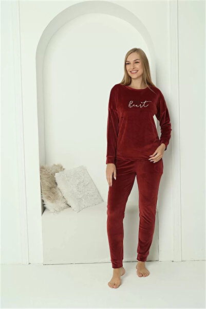 Beruflic Women's Velvet Burgundy Pajama Set