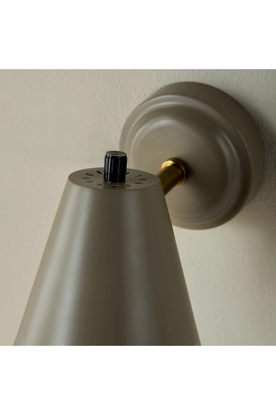 Generic Sheno Metal Wall Lamp