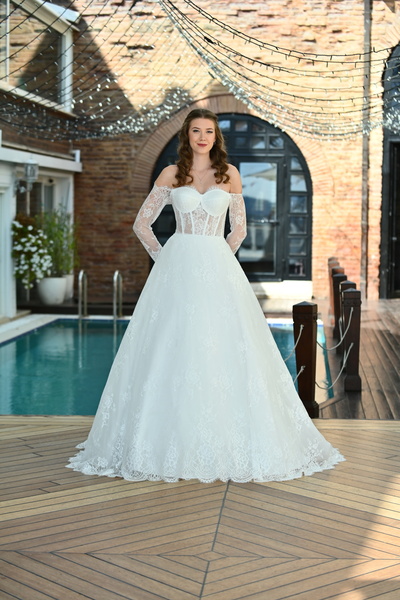 Şenay Ceylan Moda Evi Luna Transparan Korseli Dantel Gelin Elbisesi