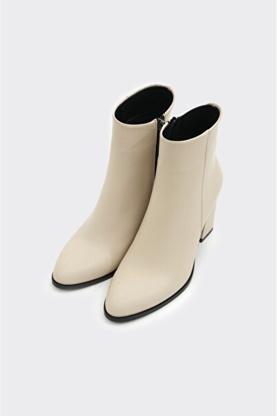 derinet Klasik Hakiki Deri Fermuarlı Topuklu Kadın Bot