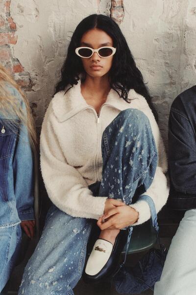 Pull & Bear Ripped baggy jeans