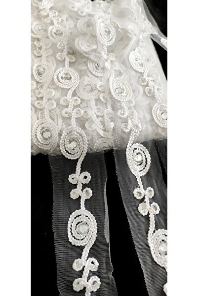 ALTAY AKSESUAR شريط مطرز بالخرز على التول الأبيض