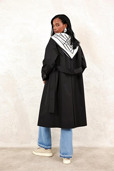 5in1Canpolat Siyah Fularlı Trençkot