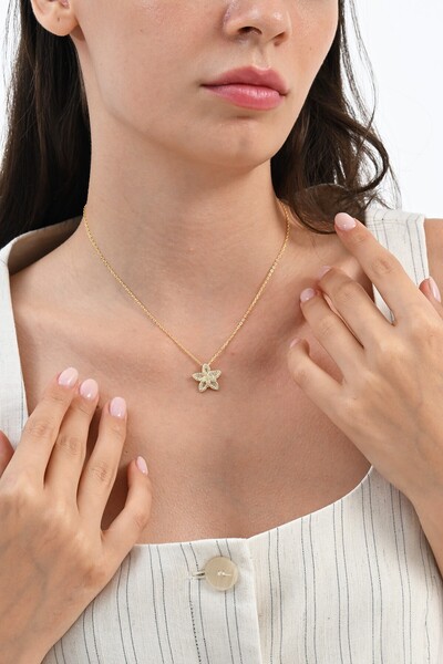 Söğütlü Silver 925 Ayar gümüş altın yaldızlı baget kesim zirkon taşlı sihirli döner çarklı lotus çiçeği kolye SGT