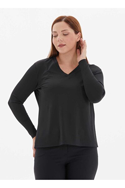 Selen V Yaka Düz Siyah Kadın Bluz 24KSL8998-BB