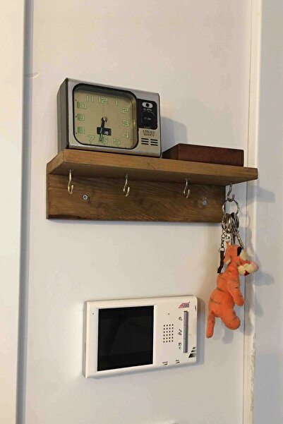 Moola Decorative Door Ornament Keychain - Wooden Hanger, Key Hanger and Wall Shelf