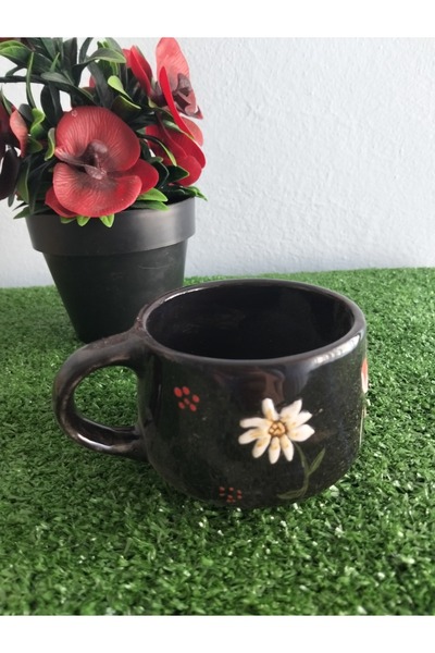 Home Coffee Cup'Black Embossed Daisy'