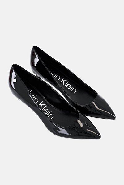 Calvin Klein Women Medium Slip On Leather Pumps, Black