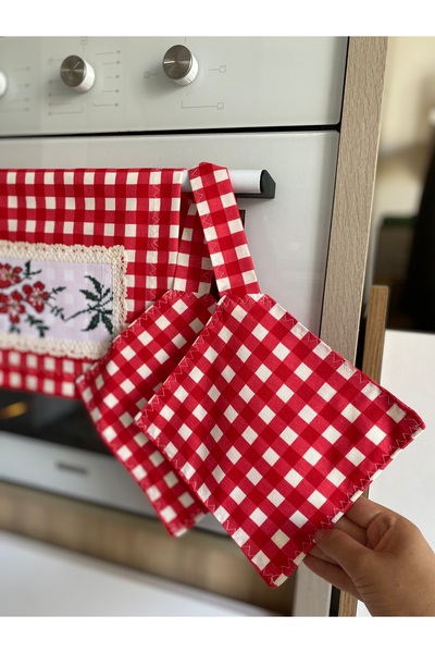 Parla Life Kırmızı Pötikare Kanaviçe Desenli Ocak Örtüsü x Tutacak