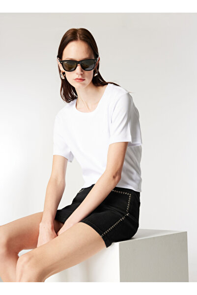 Mustang Bisiklet Yaka Nakışlı Beyaz Kadın T-Shirt M4WL-TST-1903