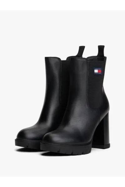 Tommy Hilfiger Kadın Marka Logolu Yüksek Topuklu Deri Şık Görünüşlü Siyah Bot & Bootie EN0EN02831 BD