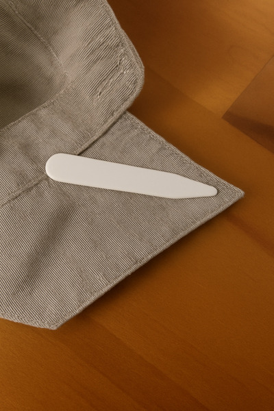 lampara Gömlek Yaka Düzleştirici Plastik Aparat – 1 adet